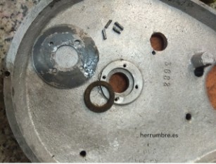 Sello cárter embrague motor Iresa 200 de 153